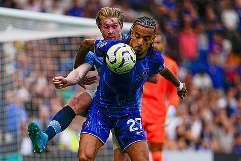 EPL 2024-25, Chelsea Vs Manchester City: Kevin De Bruyne, left, challenges for the ball with Malo Gusto